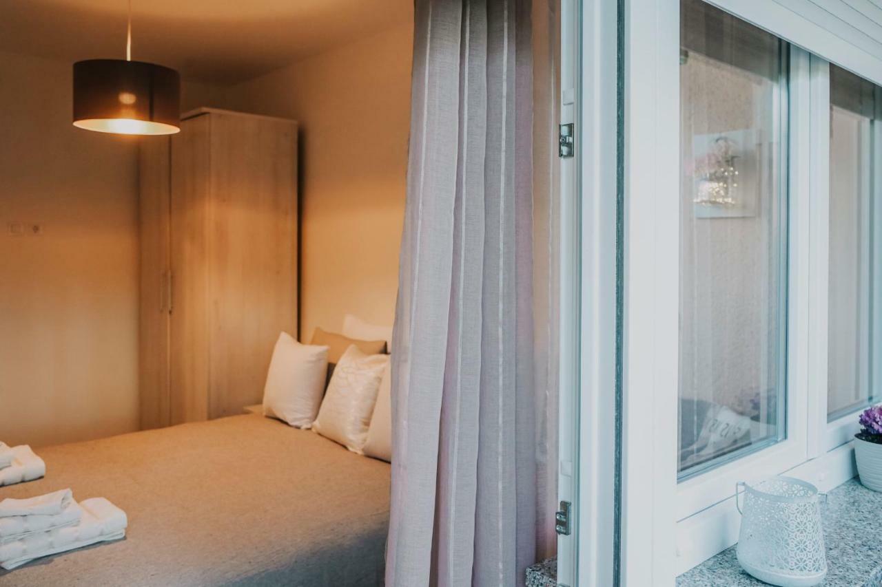 Apartman Bacchus Pula Eksteriør billede