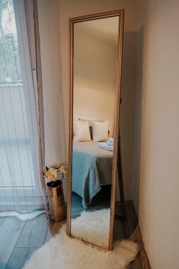 Apartman Bacchus Pula Eksteriør billede