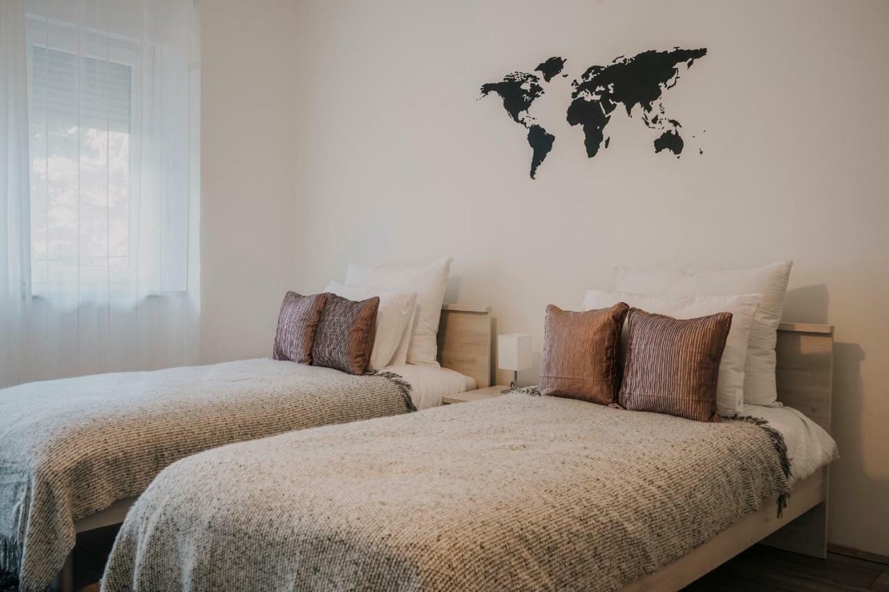 Apartman Bacchus Pula Eksteriør billede