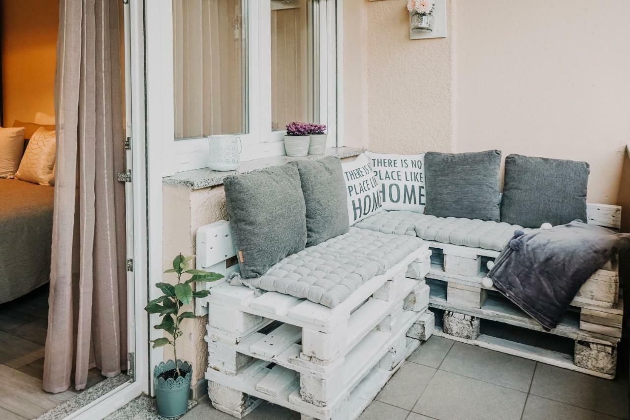 Apartman Bacchus Pula Eksteriør billede